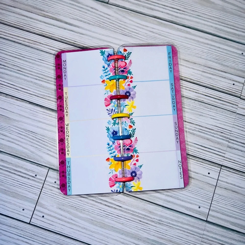Happy planner skinny mini size weekly layout Disney Princess Aurora